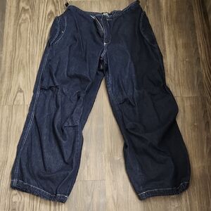 Urban Outfitter BDG Baggy Cargo Pants
